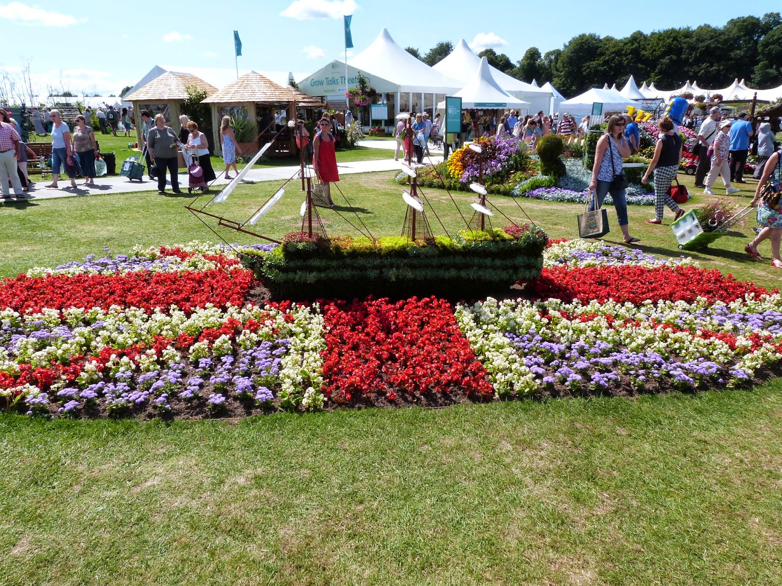 Beauty and the Blogger Something a bit different RHS Flower Show