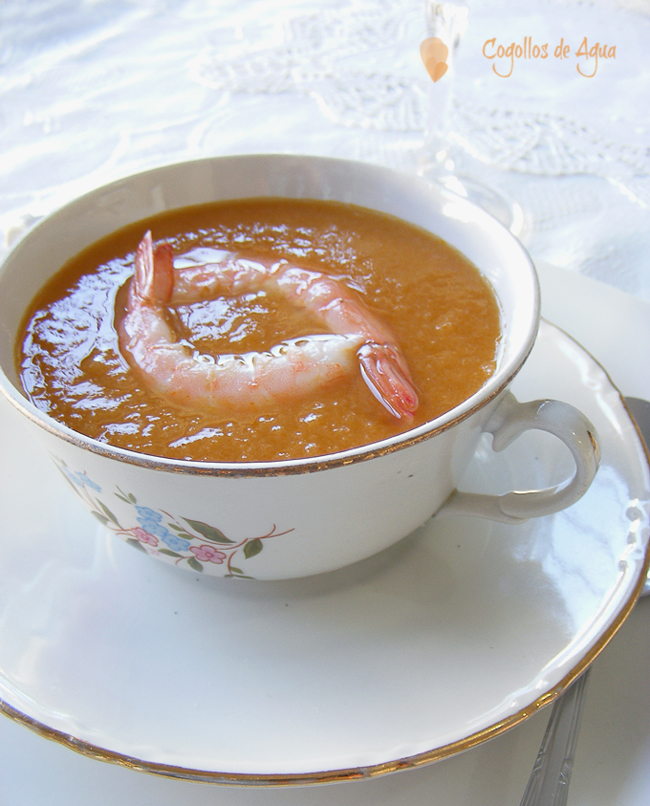 BISQUET DE LANGOSTINOS Cogollos de Agua