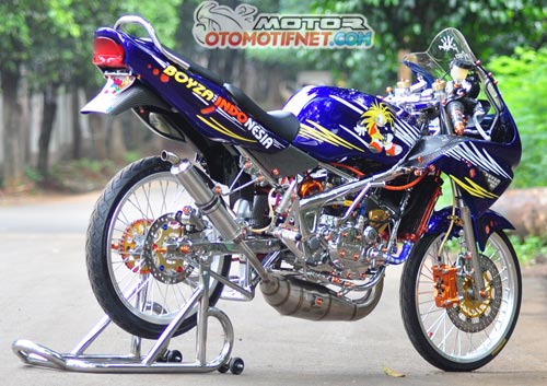 Foto Modifikasi Kawasaki Ninja 150RR, Thailook Full Kroom