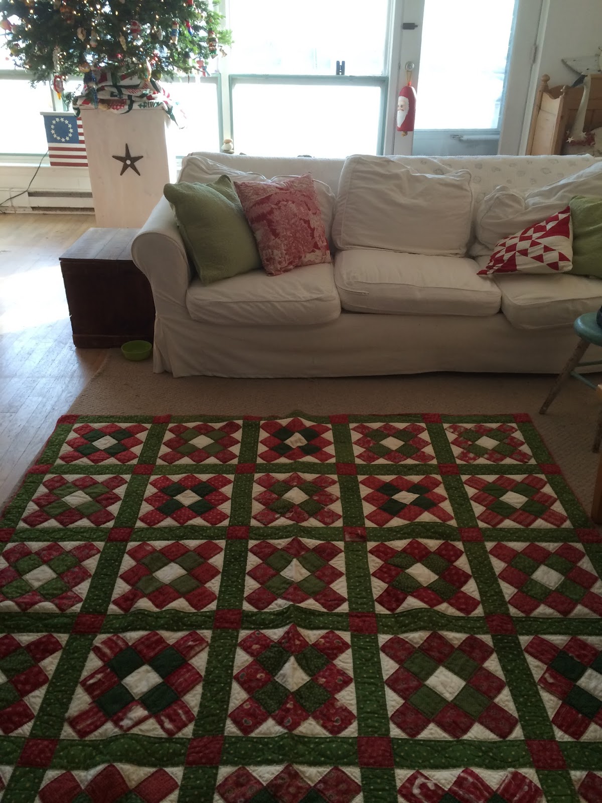 Gone To The Beach A Red and Dill Pickle Green Quilt for Christmas