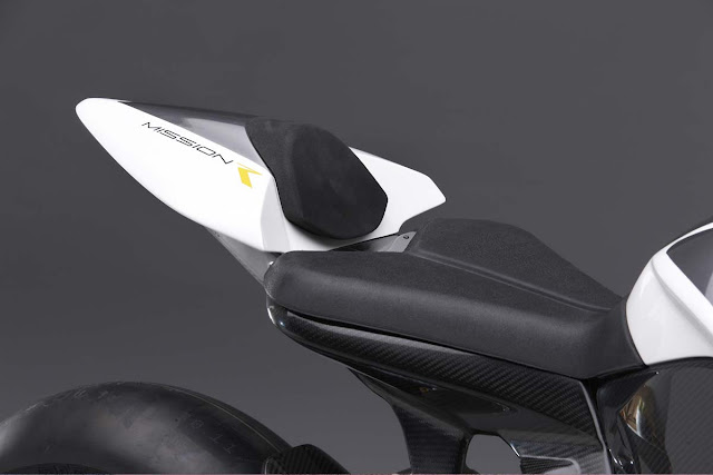 mission r front right 3 4 rear crop lr.jpg