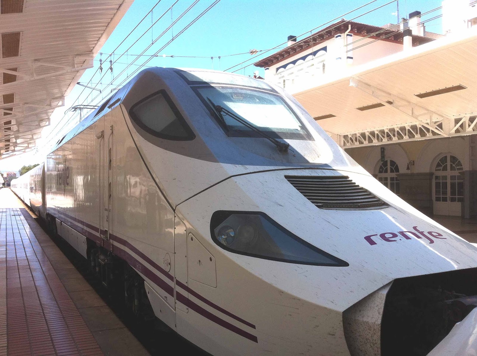 ESTACION DE RENFE DE VITORIA estacion de renfe de vitoria: