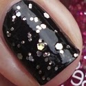 http://www.beautyill.nl/2013/12/golden-rose-3d-glaze-topcoat-swatches-2_17.html