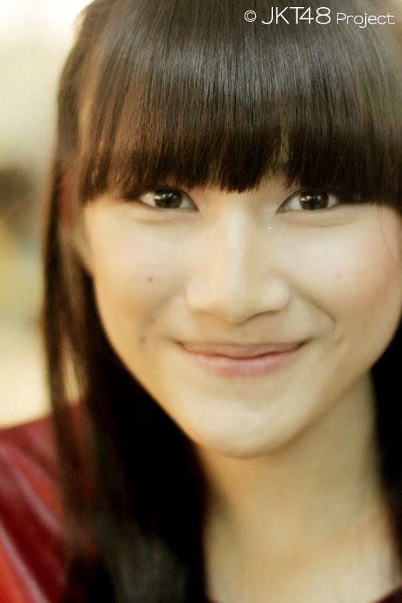 Biodata dan Foto Frieska JKT48
