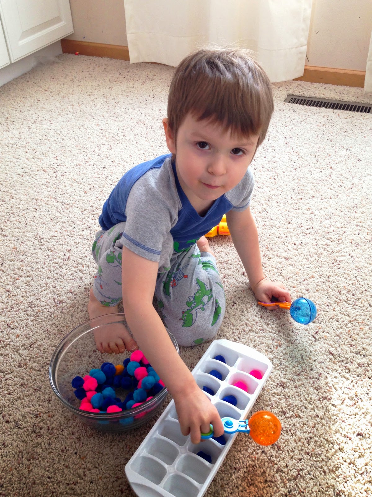 Holly's Arts and Crafts Corner A "Scoop" Above the Rest Scoopers!