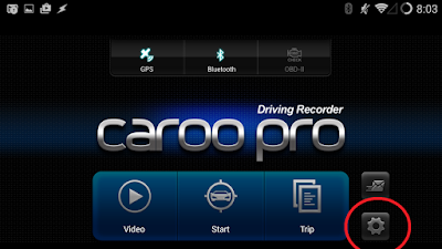 Main screen of caroo pro, with the settings button highlighted