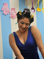Hari Priya Sizzling Photos from Galata Movie-cover-photo