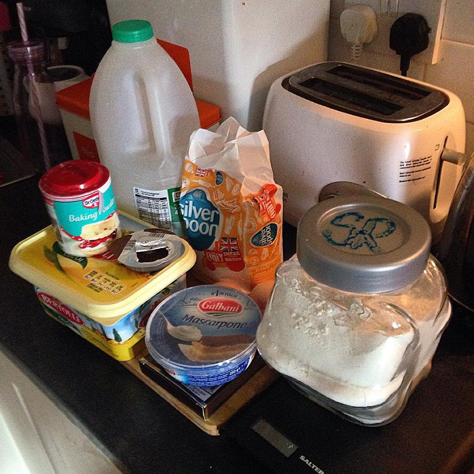 MATTYB BAKES INSTANT COFFEE CAKE