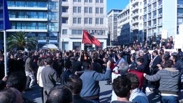 , Policia greke rikthen operacionet “Fshesa”, përzihen qindra shqiptarë