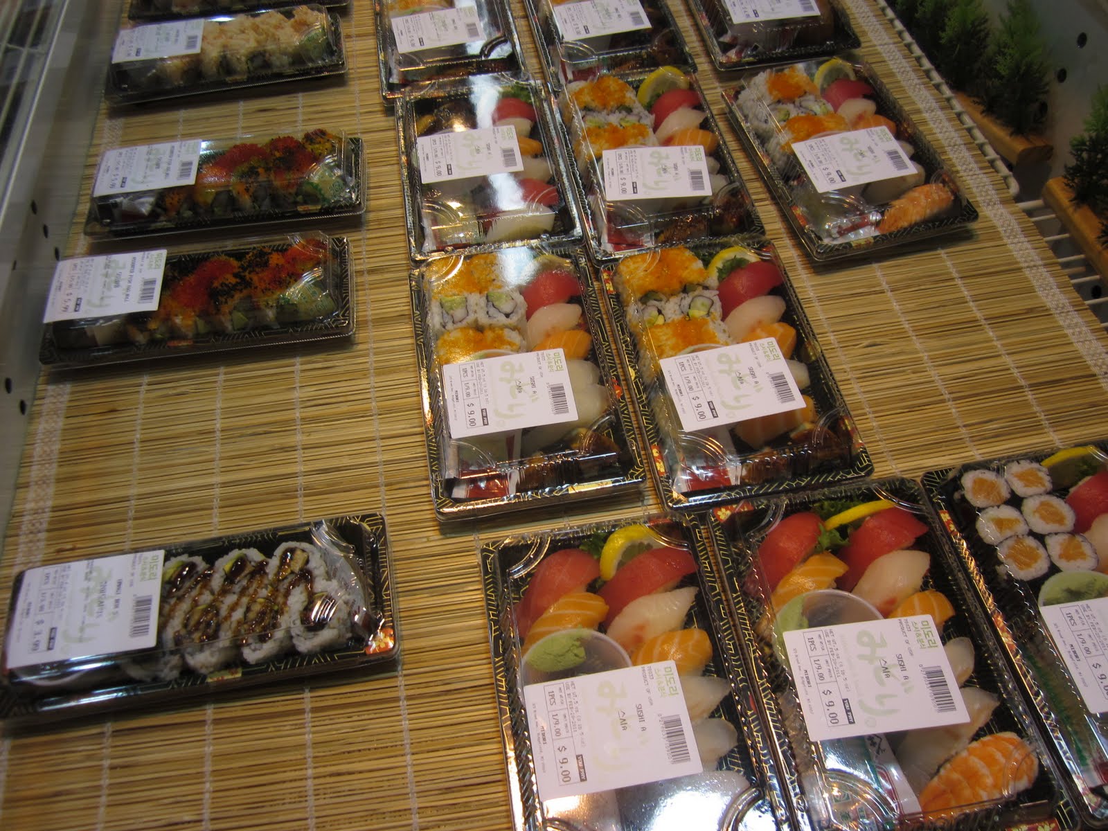 The Foodie Monster! NJ Eats The Food Court at Super H Mart in