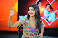 Shriya Saran New Movie Personal Interview Stills [cinebrain.blogspot]