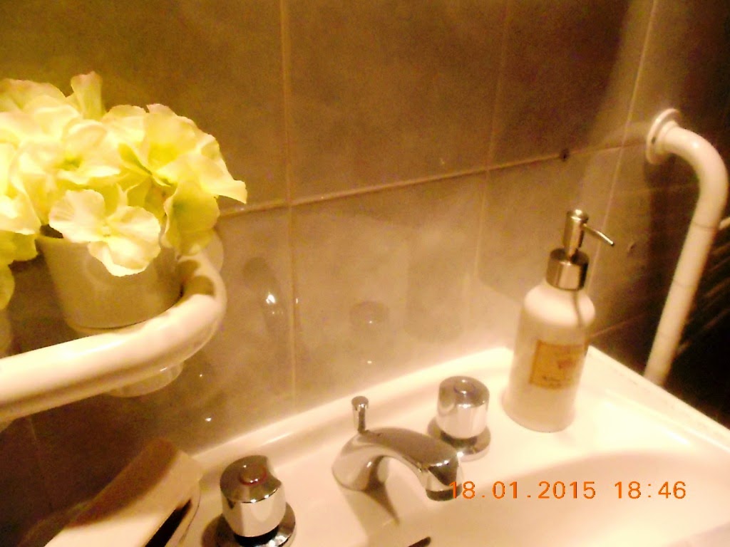 In mansarda da noi: il mio bagno e il suo cambiamento...lavanderia ... Porta sapone shabby