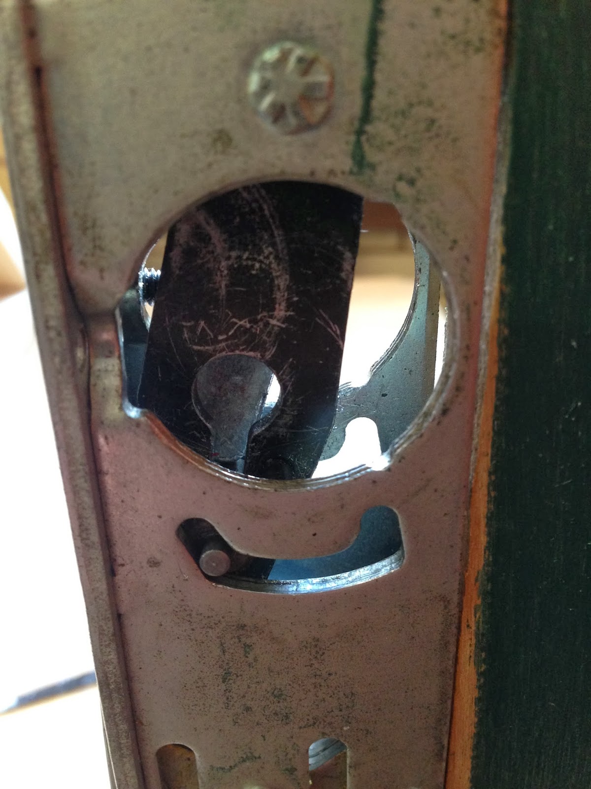 454 Fire Tactics Forcible Entry Through the Lock.