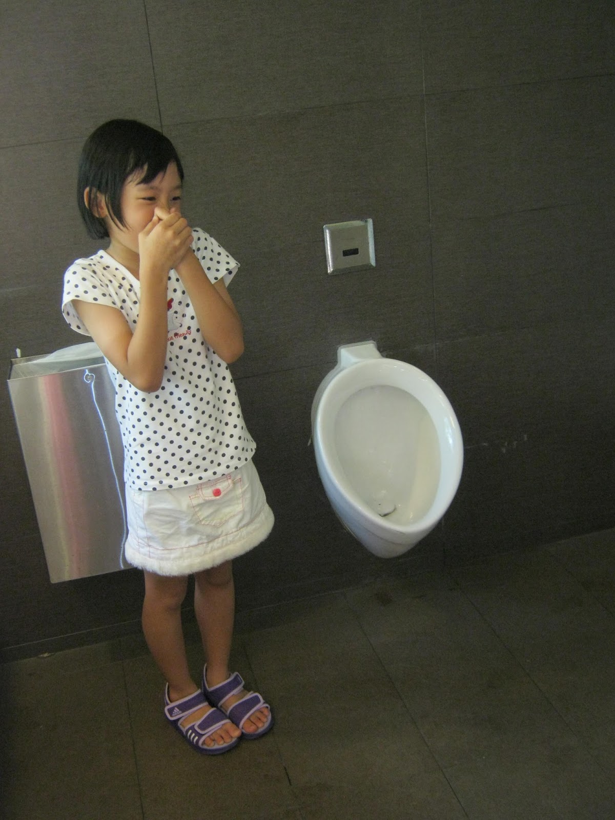 Girl used toilet