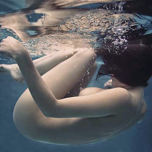 Zena Holloway fotografia sensual mulheres nuas subaquática fashion