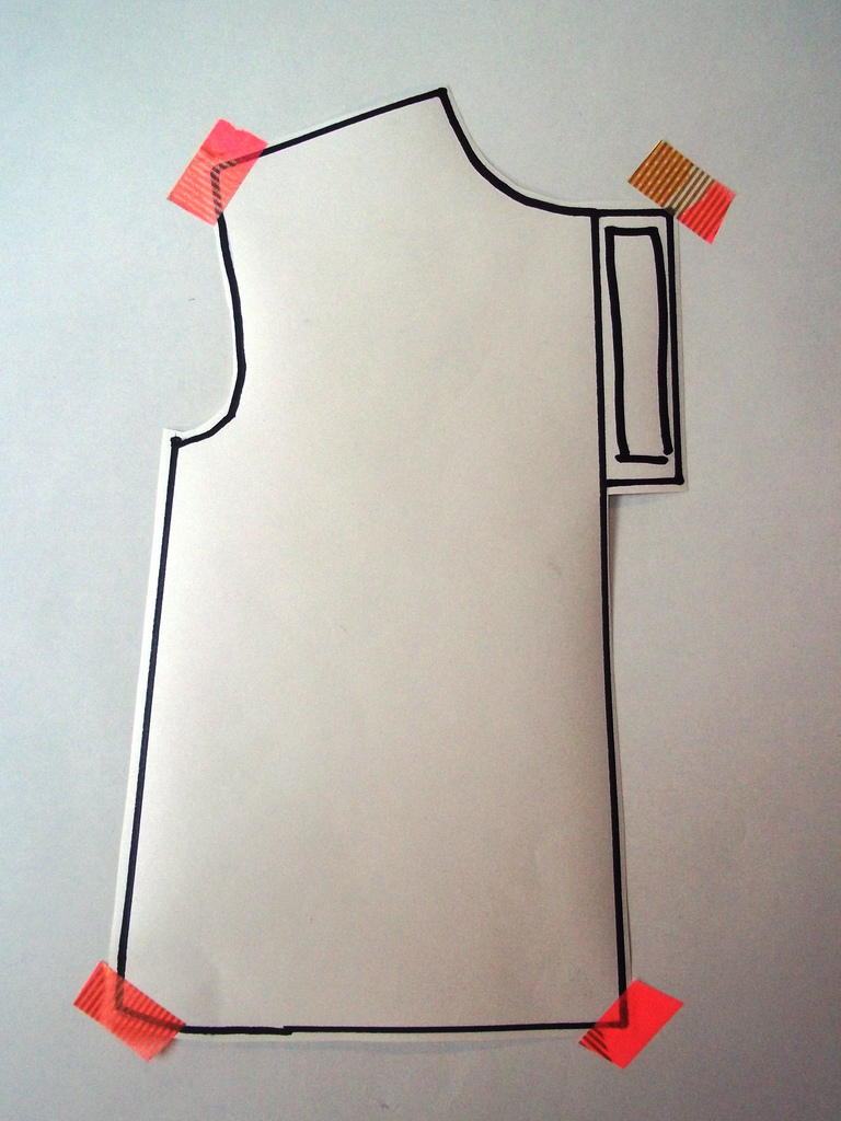 Jo sews Velcroclosure kids' apron + tutorial!