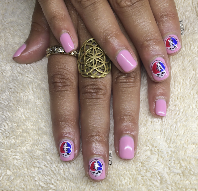 Grateful Dead Steal Your Face nail art by Katy at Nailed It - www.blognailedit.co