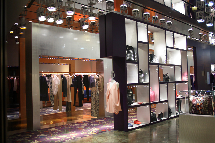 balenciaga homme boutique