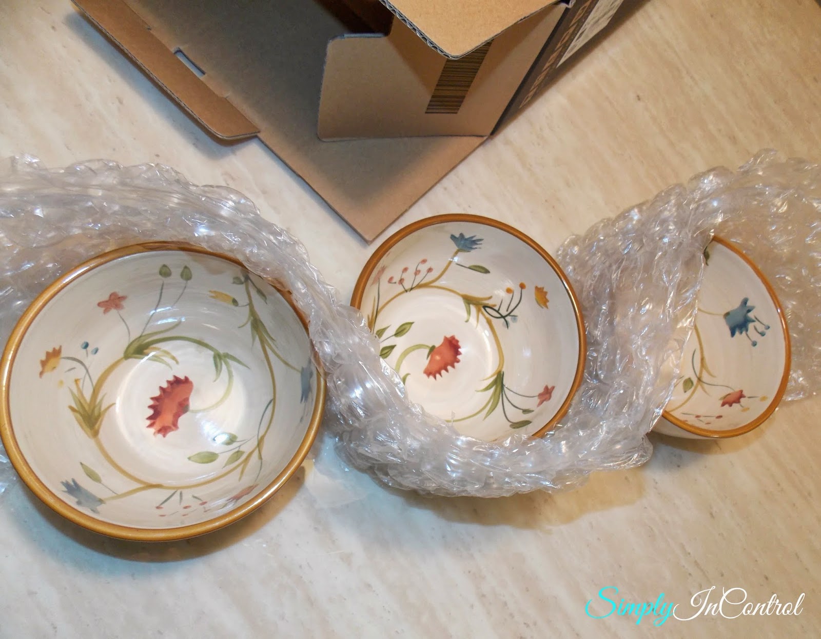 Simply in Control How to Pack Mugs, Glasses and Bowls