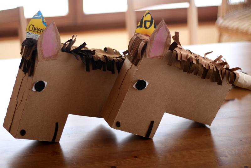 k v . b a r n cheerios box horses )