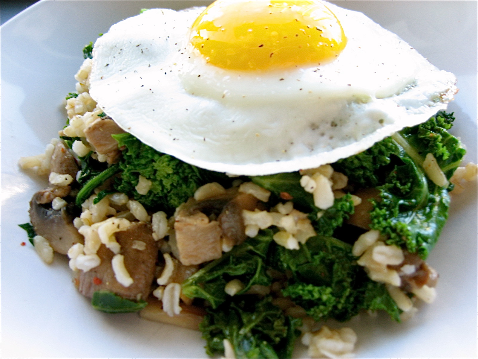 A Better Bite Mushroom and Kale Stir Fry
