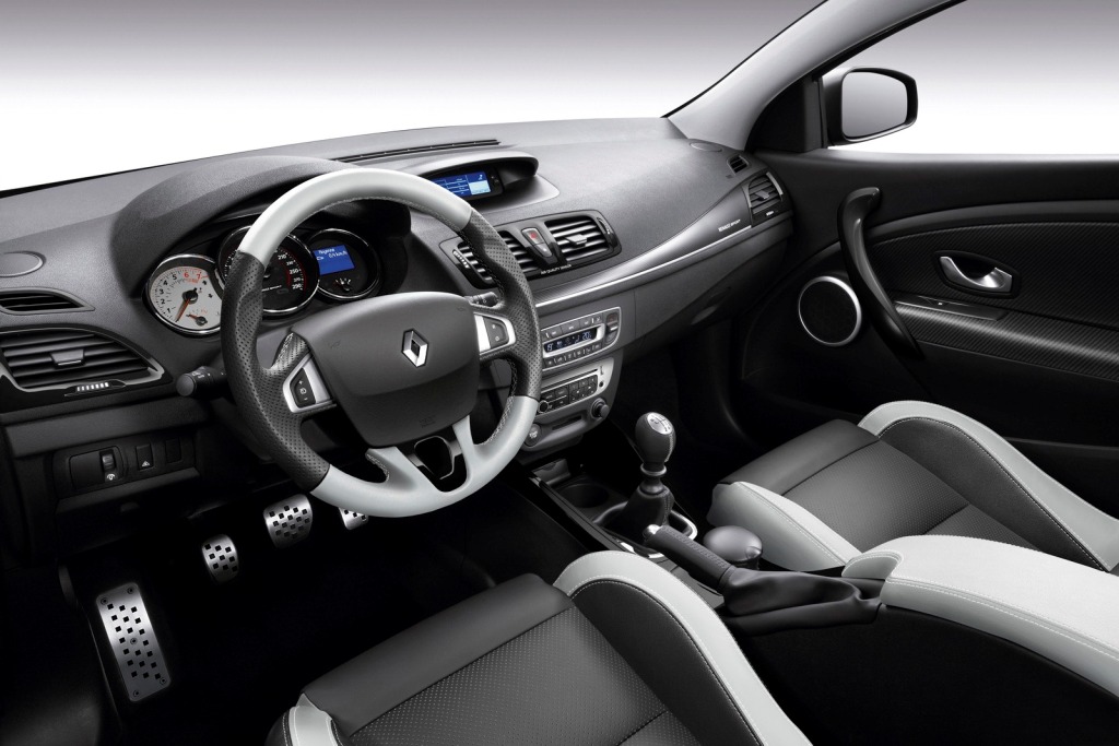 [Resim: Renault+Megane+Facelift+1.jpg]