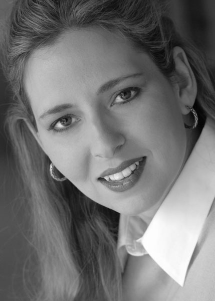 Carly Reads for TBF!: Spying on Ally Carter