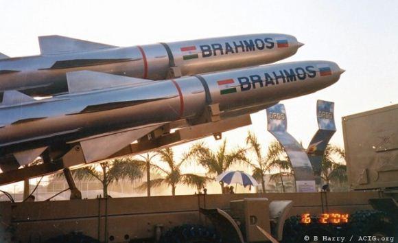 Rudal BrahMos