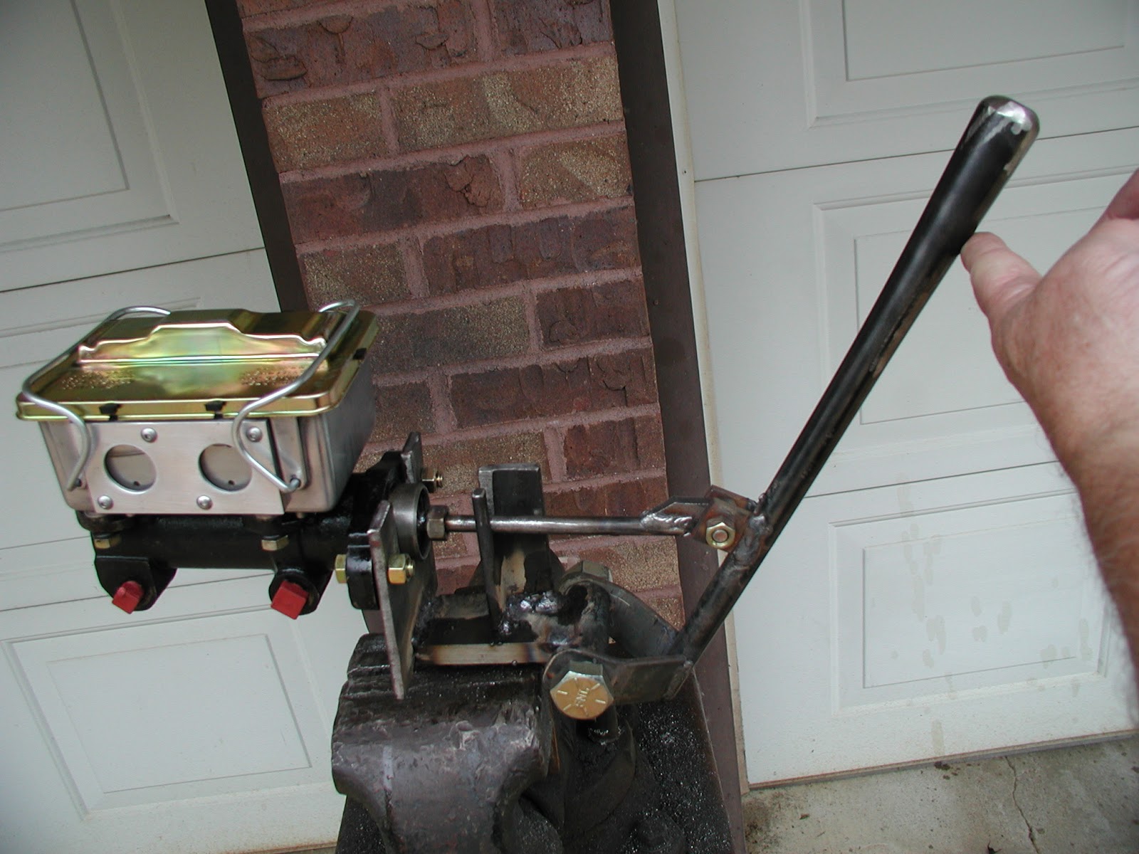 Wally&Sue P 30 master cylinder bench bleed and install