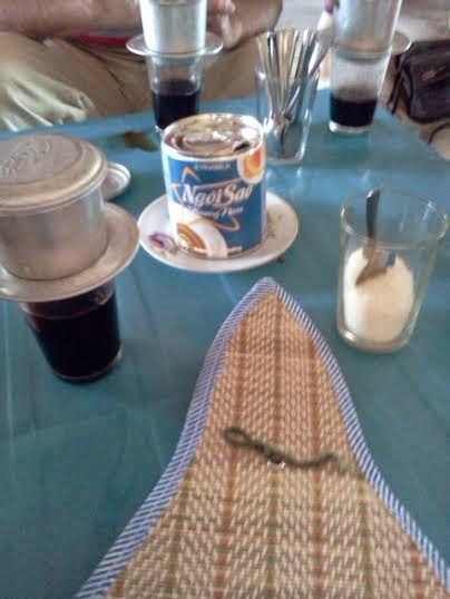 Individually brewing coffees with sweetened condensed milk. Individually brewing coffees with sweetened condensed milk.
