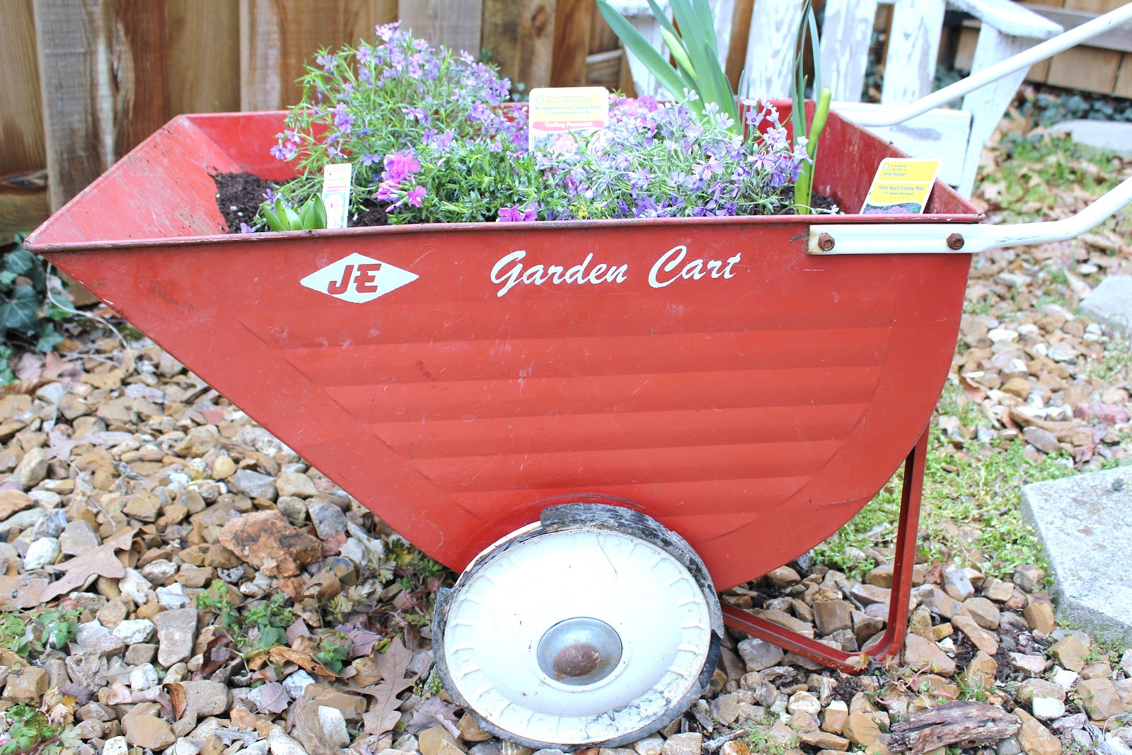 common ground Vintage Inspiration 81 RePurposed Garden Cart