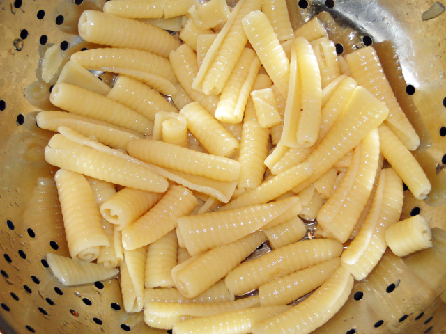 The World of A Vegetarian: Castellani-, Minestrone-, Frittata-, Pasta