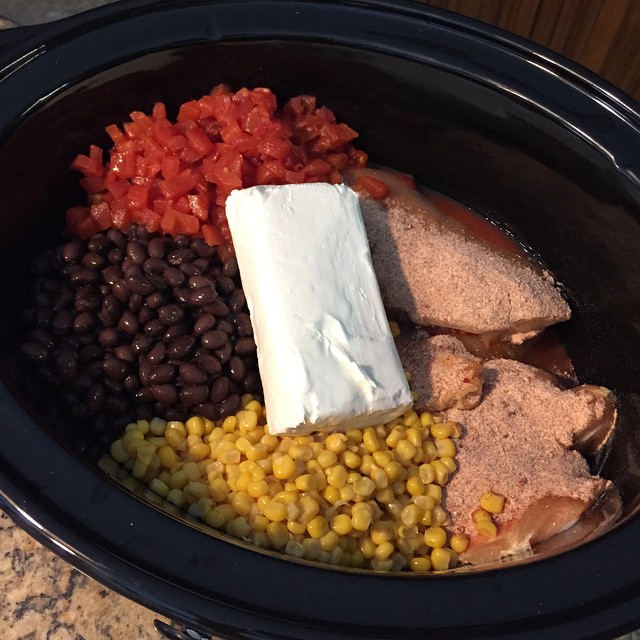 MOMMY WARRIOR FIESTA RANCH CHICKEN (CROCK POT RECIPE)