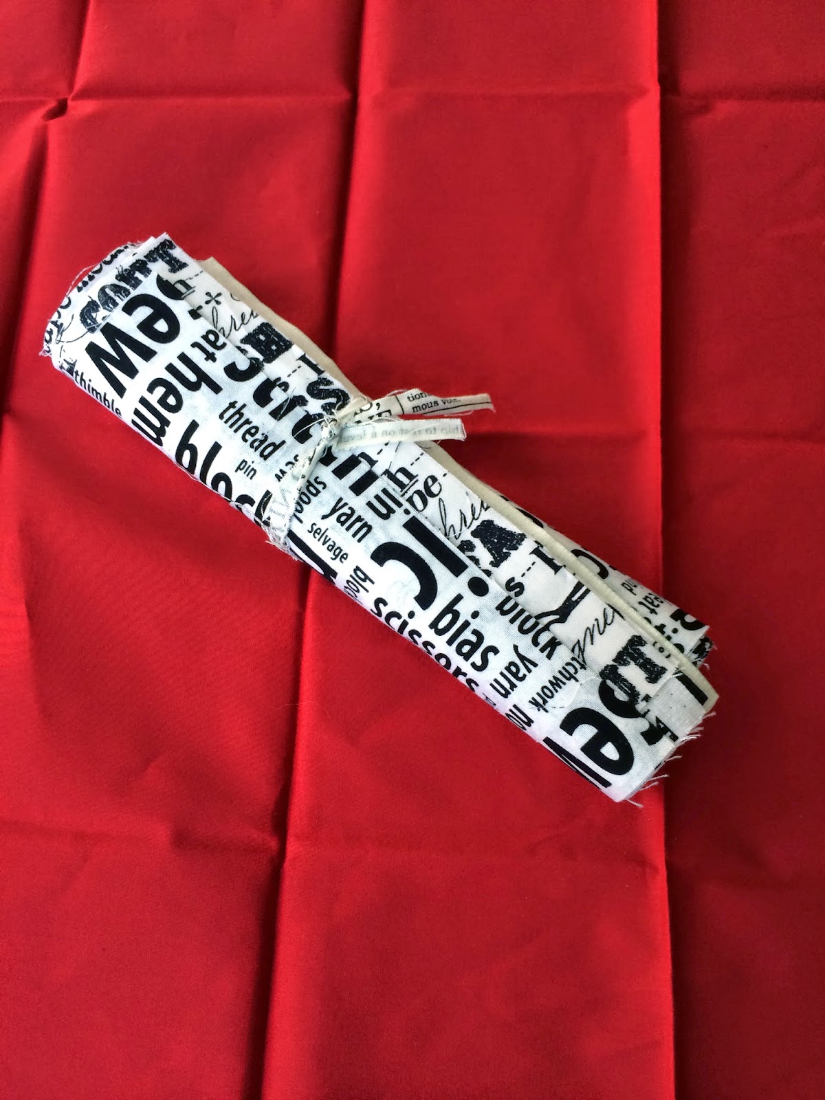 Modern Quilt Relish: Des Moines Modern Quilt Group Challenge + Charm