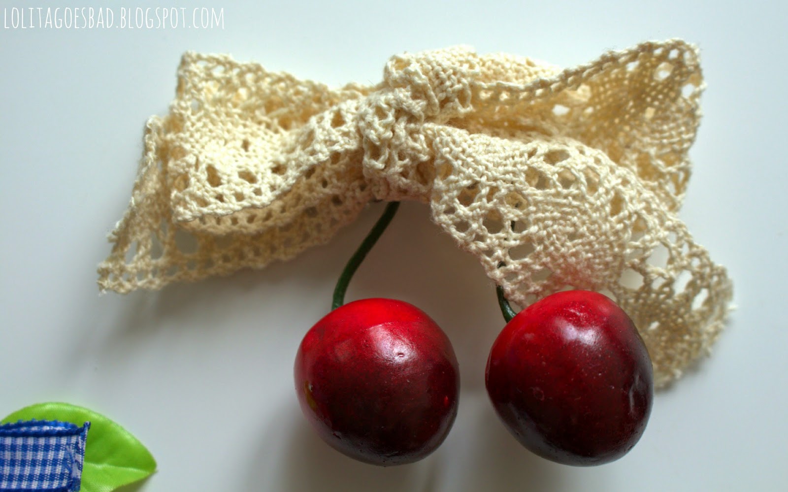 Lolita goes bad * Tutorial Cherry Hair Clips