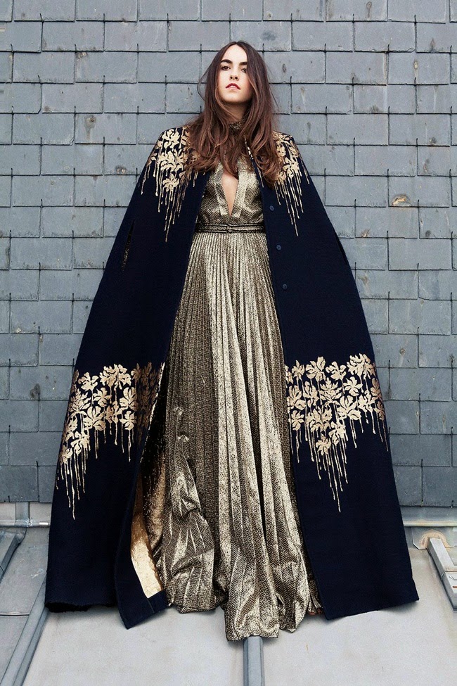 Blumarine 2014 AW Black Royal Long Cape Editorials