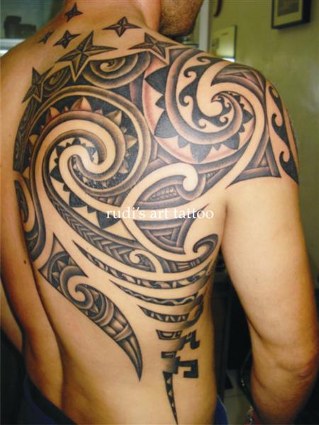 Tattoo Maori Peito E Ombro