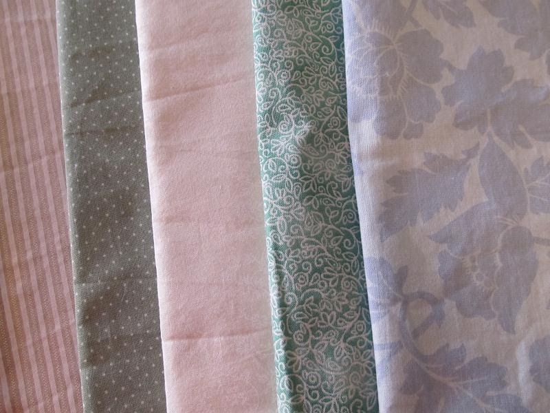 Queen B Creative Me Foam + Fabric