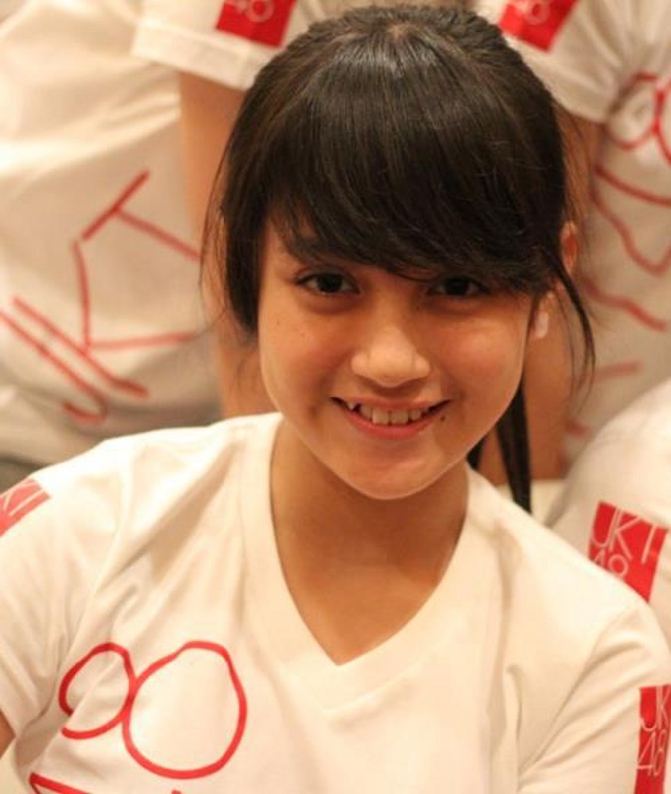 untuk jkt 48 sendiri sebenarnya aku sudah lama tau bahkan sejak masa