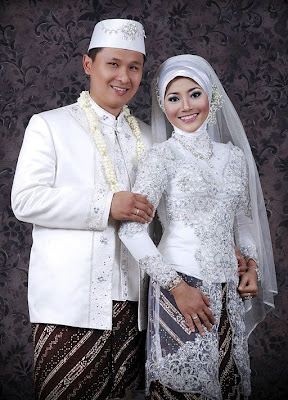 Contoh Model Kebaya Bali Brokat - Situs Informasi Pasar