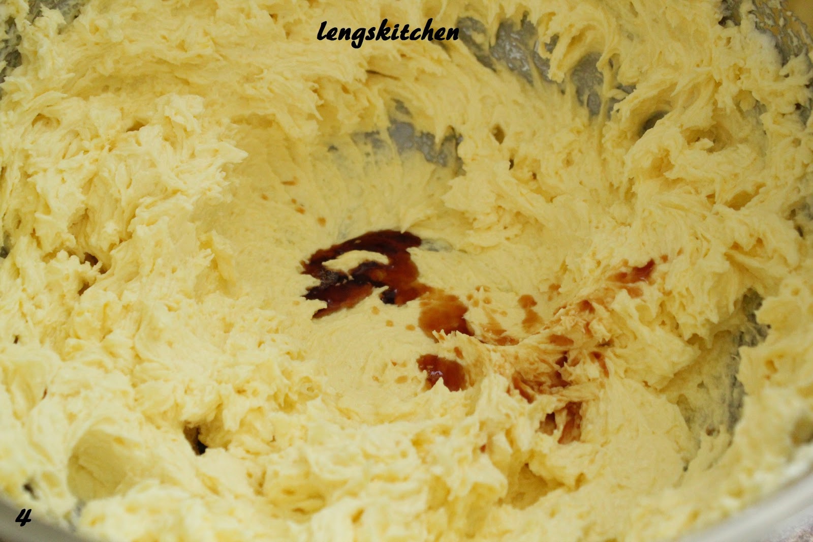 Kitchen Chaos Butter Cake