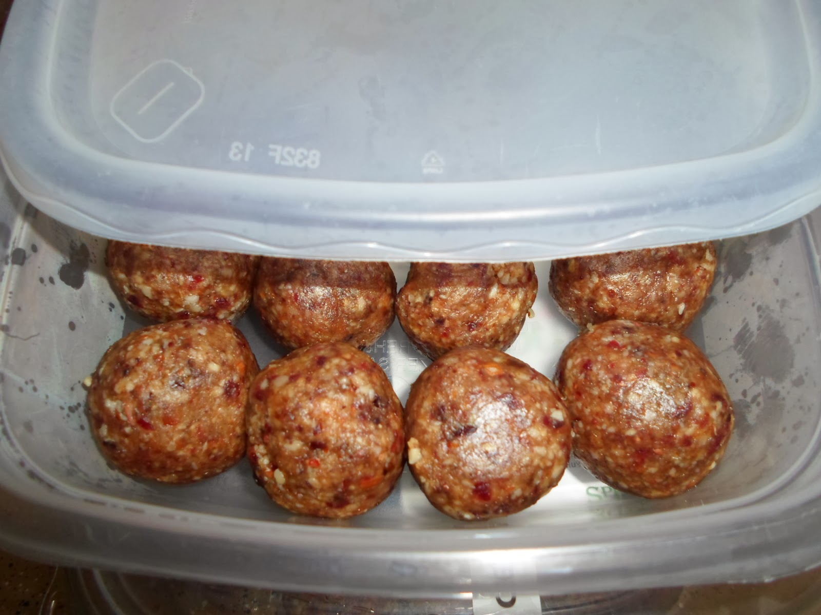 RawRiffic Recipes Nutty Butter Balls