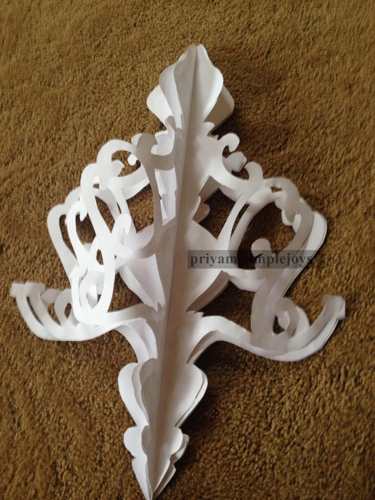 SimpleJoys Paper Chandelier