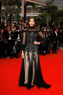 Sonam Kapoor at Cannes Red Carpet stills