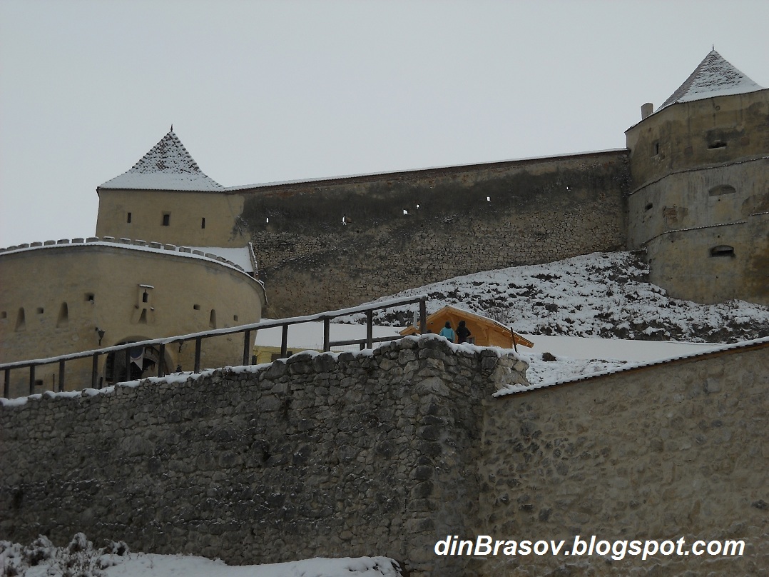 Cetatea Rasnov Pret Intrare 2011