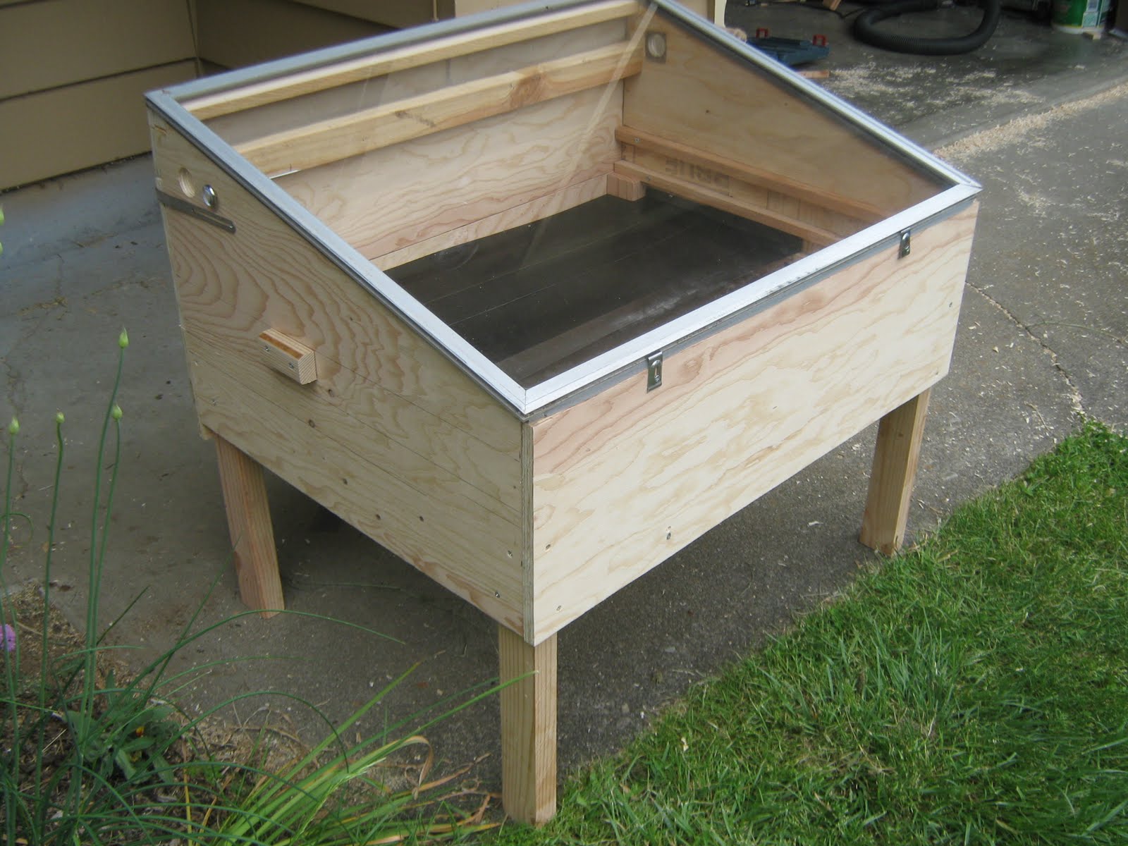 How To Dry Food With the Sun Root Simple