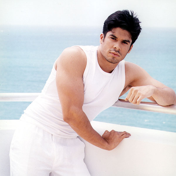 BADBOYS DELUXE: JERRY RIVERA - SINGER