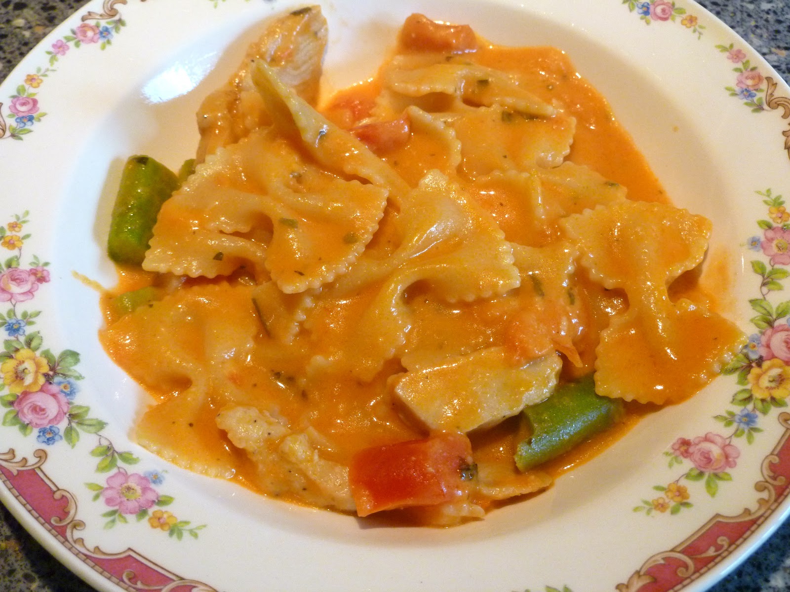 sdmags Bertolli Chicken Alla Vodka & Farfalle