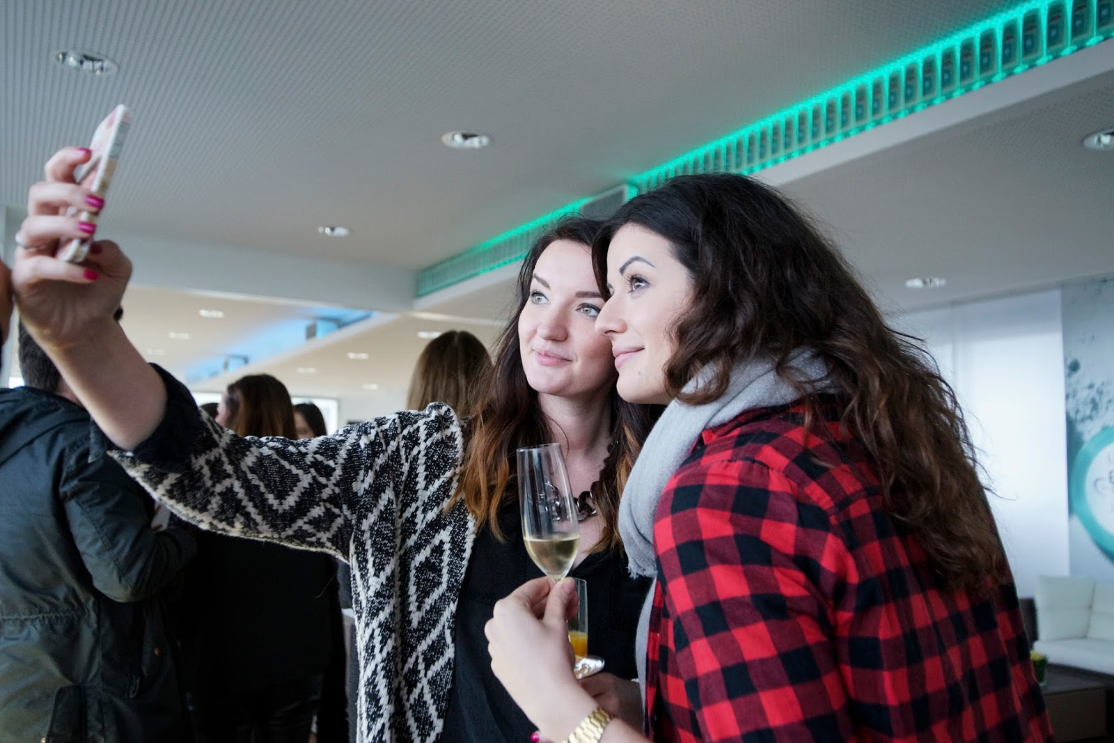 Laurus Fashionnews Dusseldorf Neue Damenuhr Pavonina Von