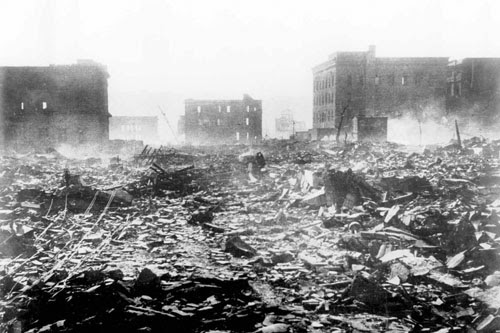 Bombas nucleares de Hiroshima e Nagasaki Bombas nucleares de Hiroshima e Nagasaki